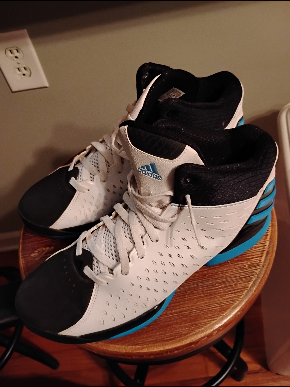 Adidas Men’s White & Black Basketball Shoes with Blue Accents